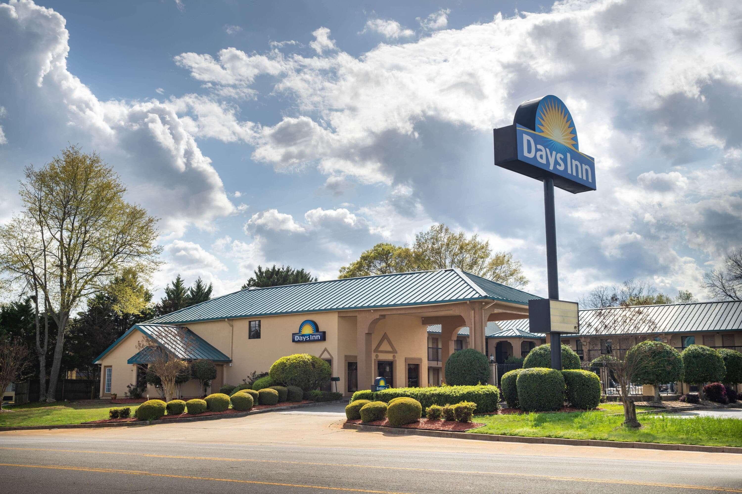 Days Inn By Wyndham Thomaston Εξωτερικό φωτογραφία