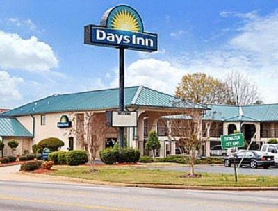 Days Inn By Wyndham Thomaston Εξωτερικό φωτογραφία